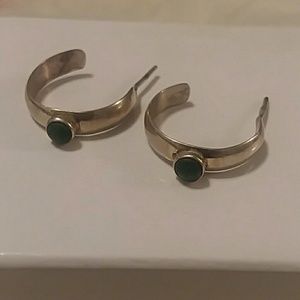 Silver hoops with malachite stones
